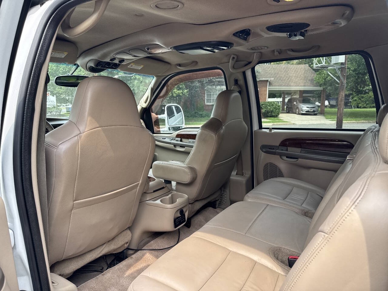Used 2002 Ford Excursion Limited AWD/4WD image 10
