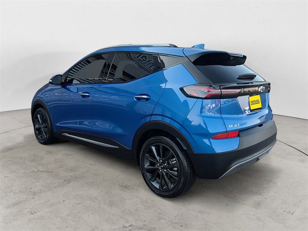 Certified 2022 Chevrolet Bolt EUV Premier w/ Launch Edition image 3