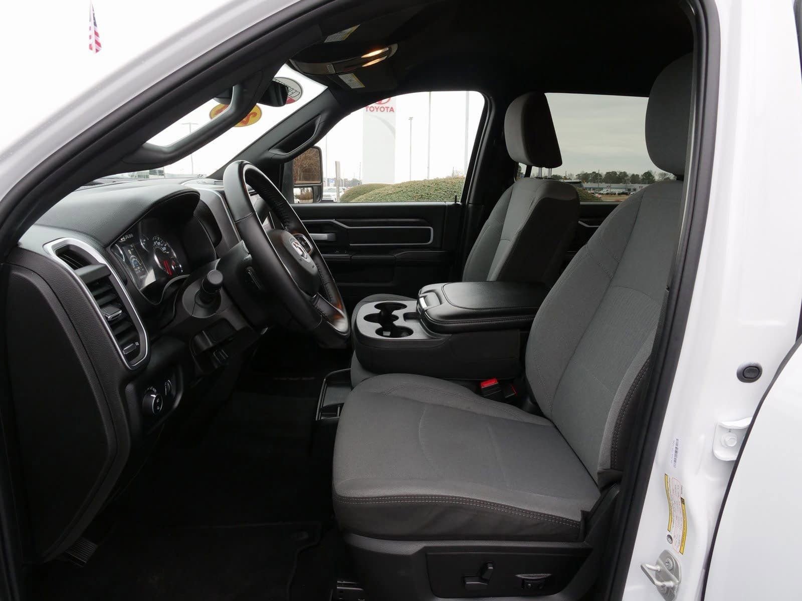 Used 2024 RAM 3500 Big Horn image 16