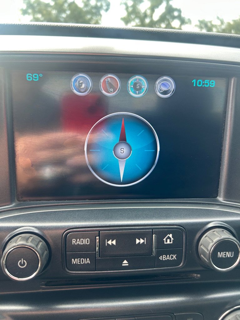 Used 2018 Chevrolet Silverado 1500 LT w/ Texas Edition image 17