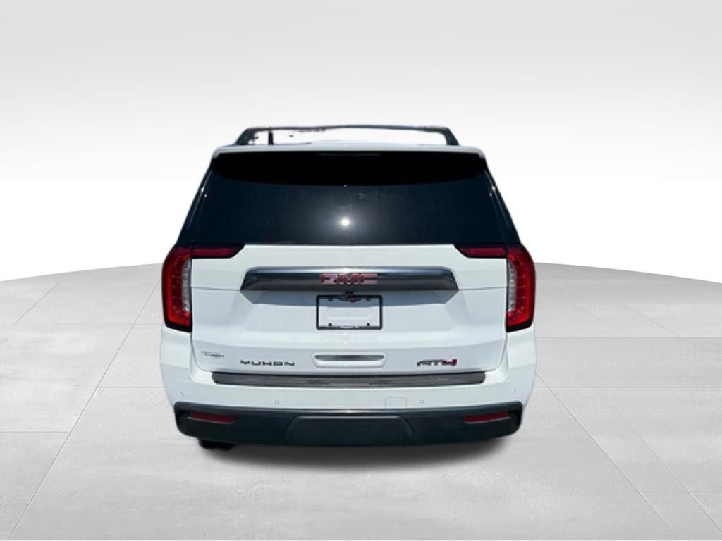 Used 2023 GMC Yukon XL AT4 w/ Technology Package AWD/4WD image 6