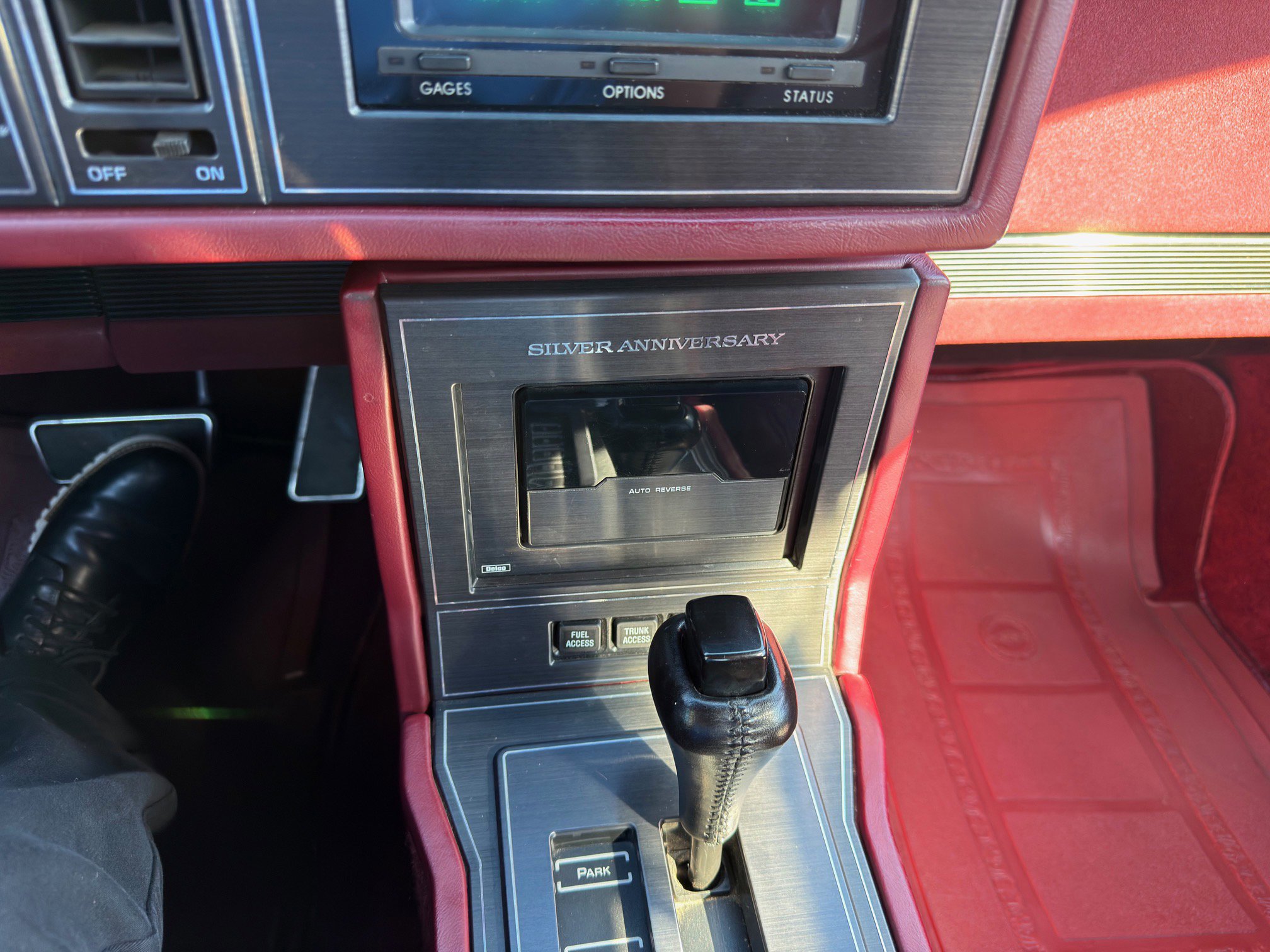 Used 1988 Buick Riviera Coupe image 28