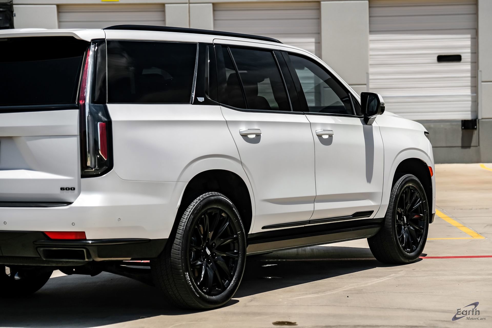 Used 2024 Cadillac Escalade Sport w/ LPO, ONYX Package RWD image 18