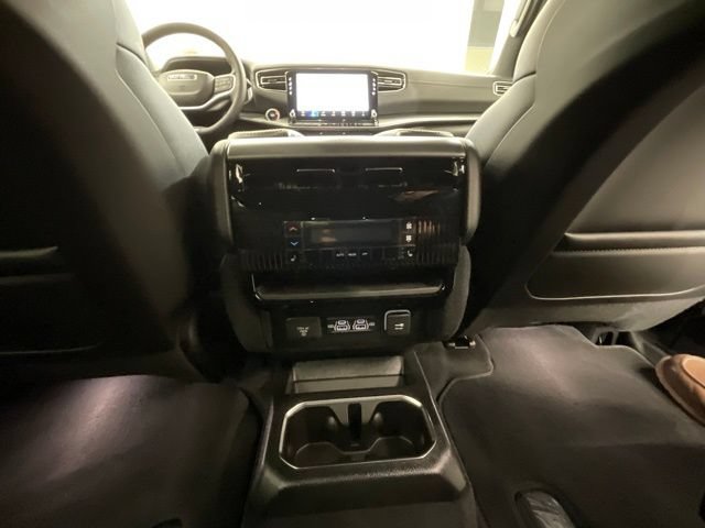 New 2026 Jeep Grand Wagoneer L Limited w/ HD Trailer Tow Package AWD/4WD image 27