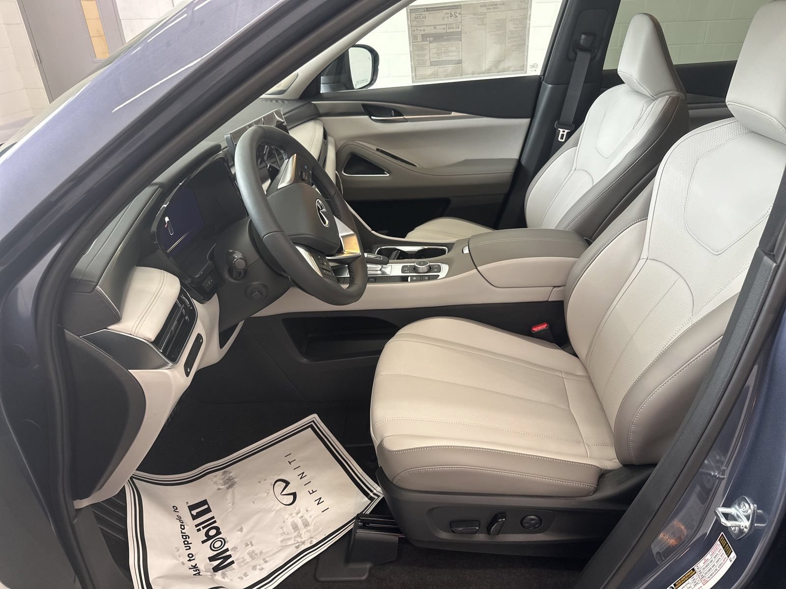 New 2027 INFINITI QX60 Luxe w/ Cargo Package AWD/4WD image 9