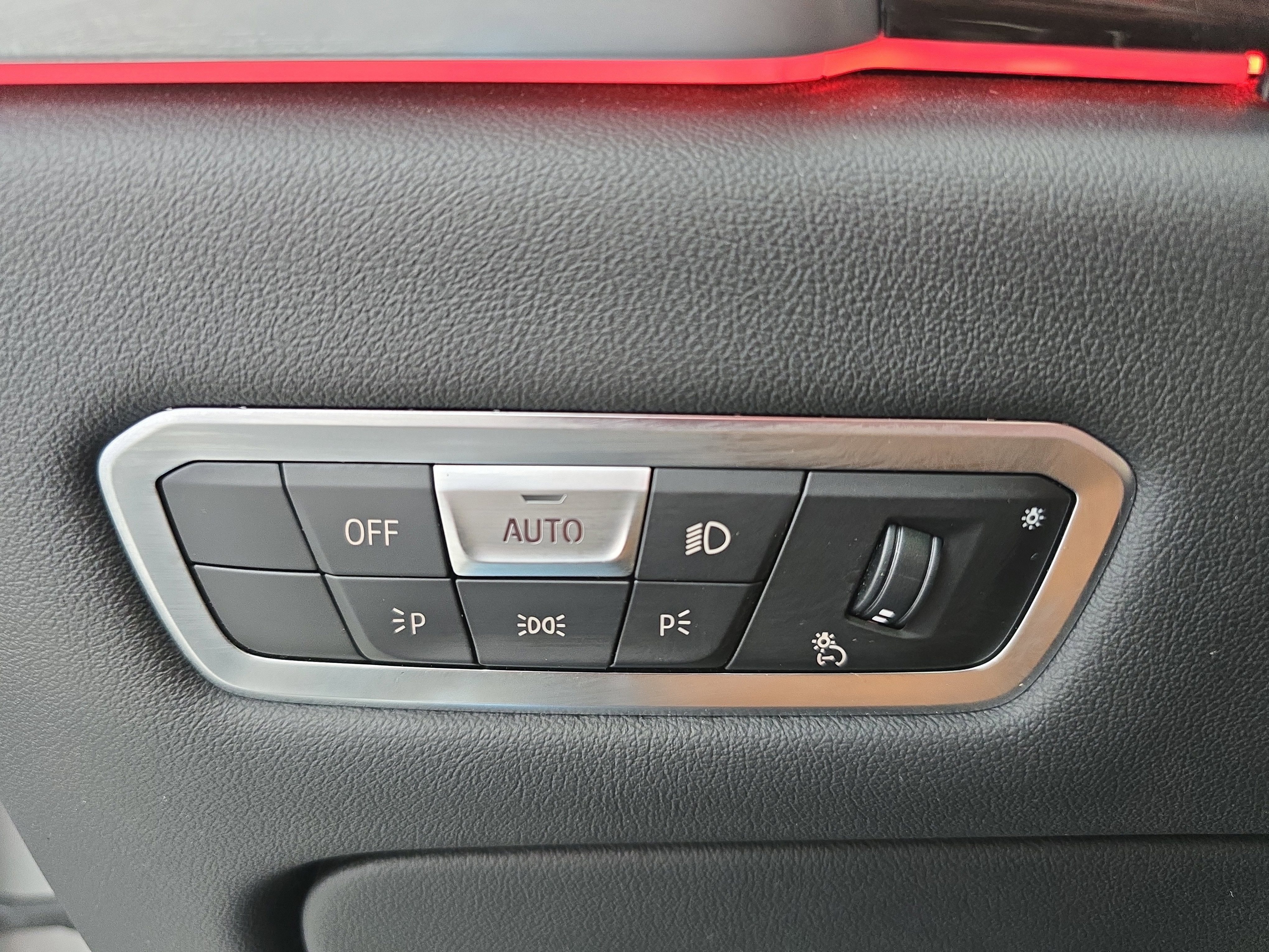 Used 2023 BMW X5 xDrive40i w/ Premium Package image 26