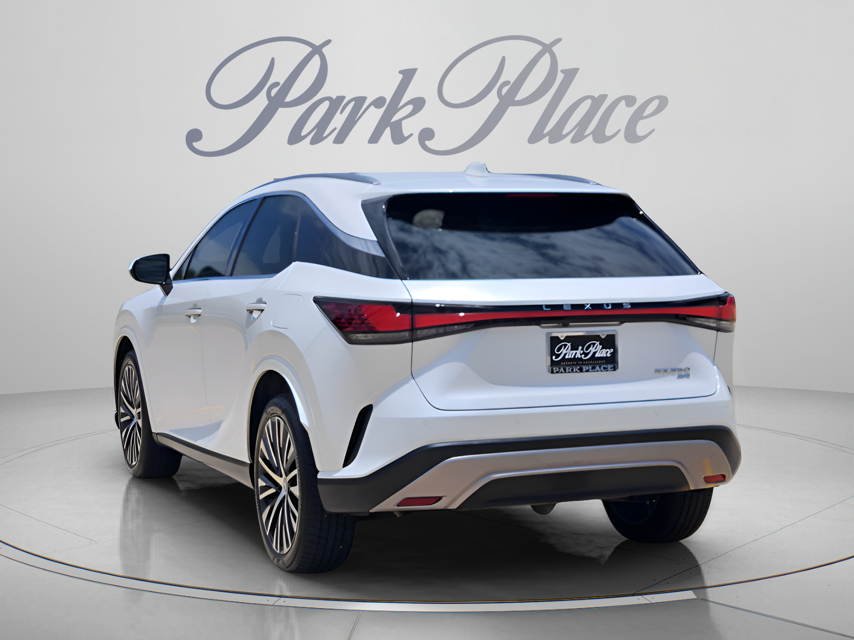 Used 2024 Lexus RX 350 Premium Plus w/ Convenience Package AWD/4WD image 3