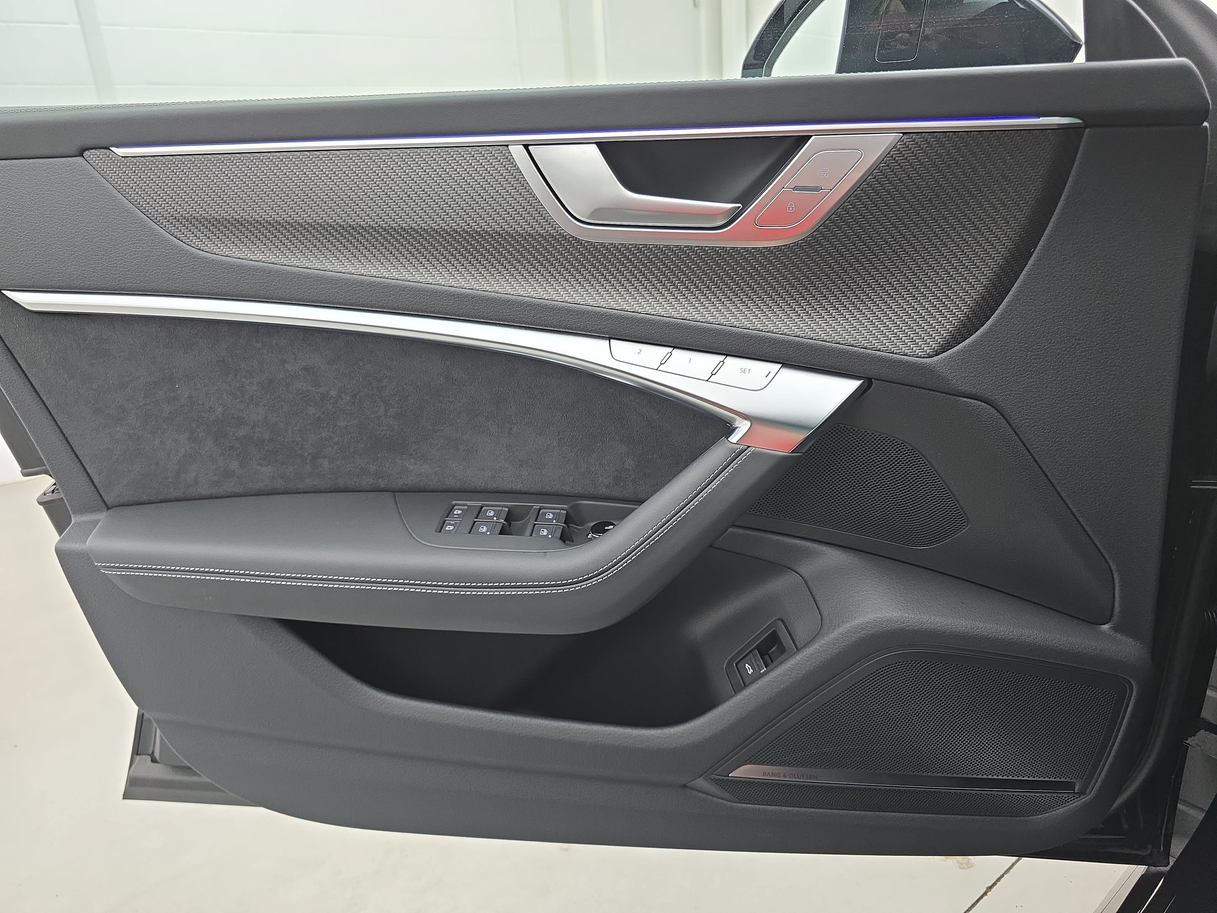 Used 2024 Audi RS 7 Performance AWD/4WD image 27