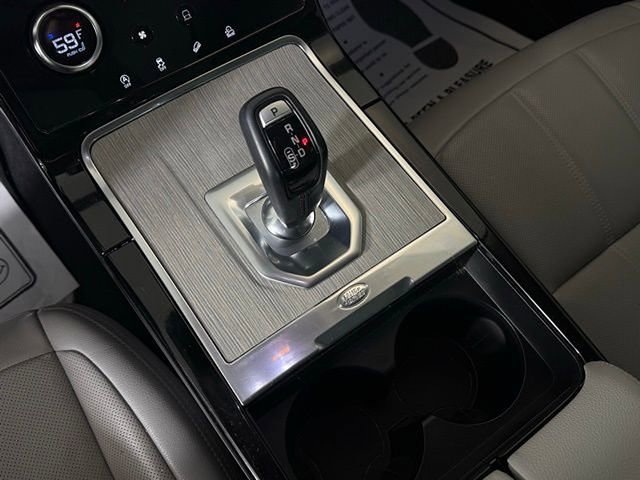 Used 2023 Land Rover Range Rover Evoque SE image 37