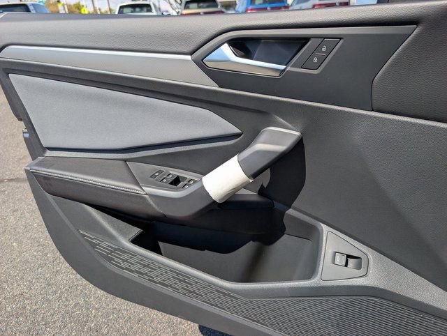New 2025 Volkswagen Jetta SE image 20