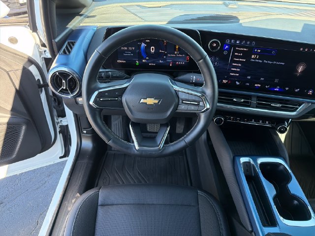 Certified 2024 Chevrolet Equinox EV LT FWD image 15