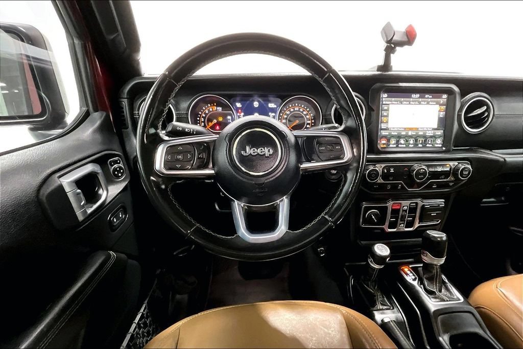 Used 2021 Jeep Gladiator Overland AWD/4WD image 6