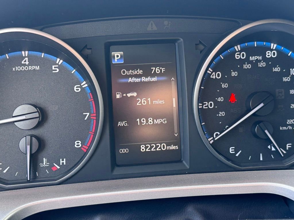 Used 2018 Toyota RAV4 LE w/ All Weather Liner Package image 20