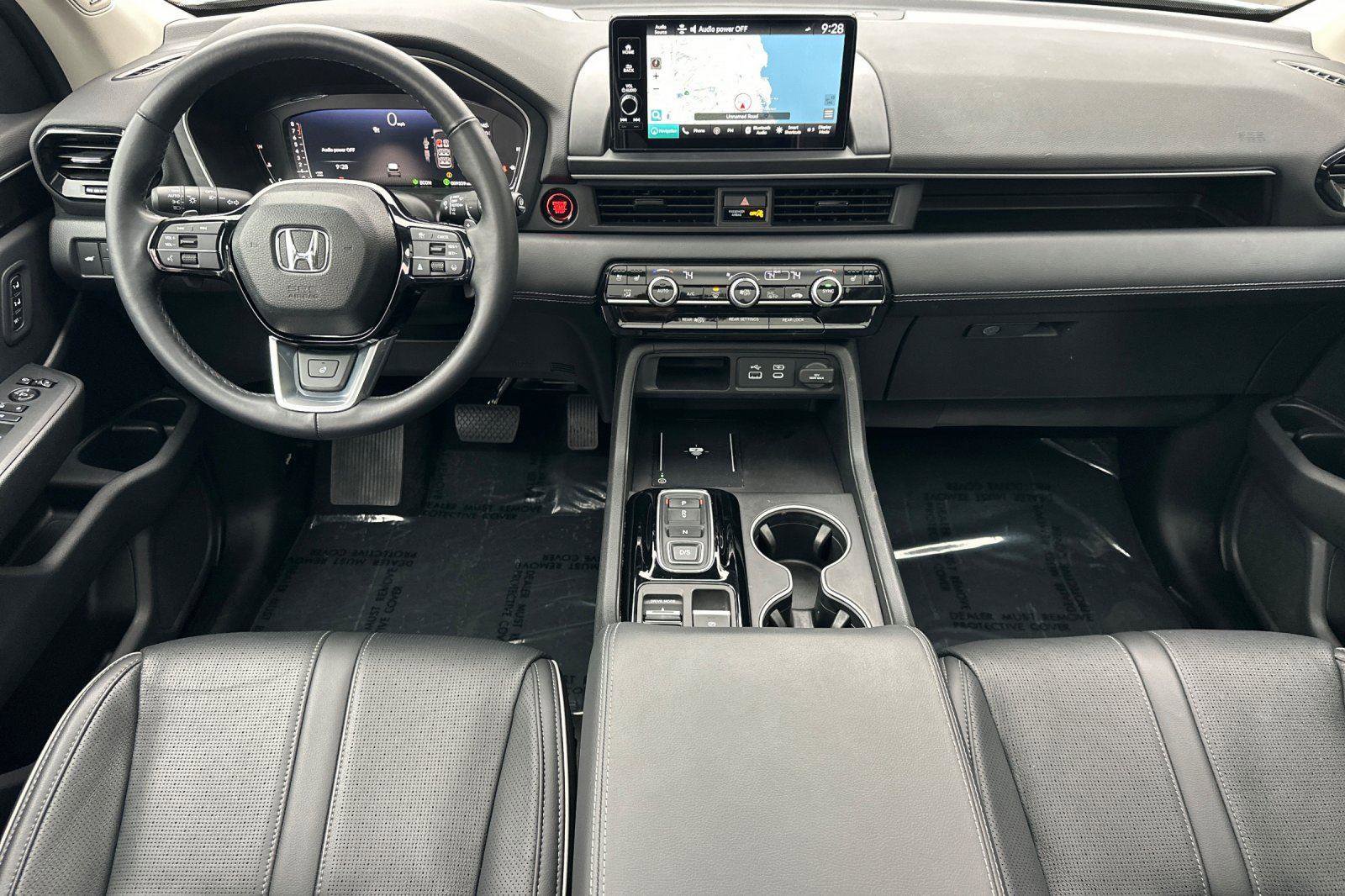 Certified 2025 Honda Pilot Elite image 9