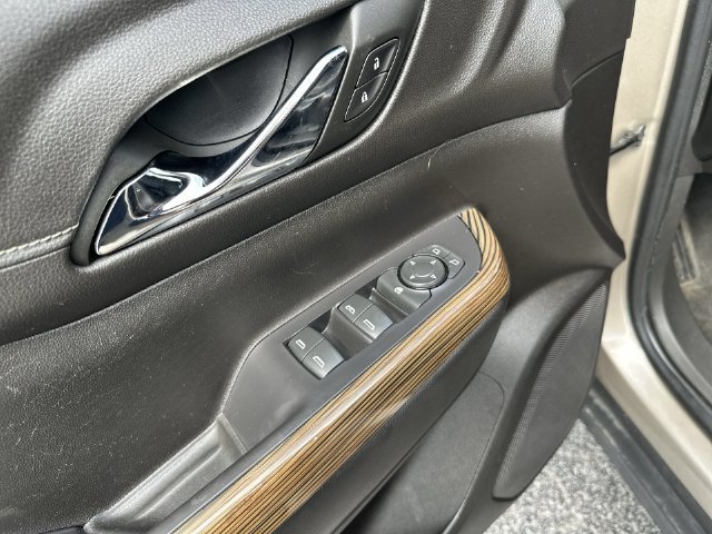 Used 2022 GMC Acadia SLE AWD/4WD image 24