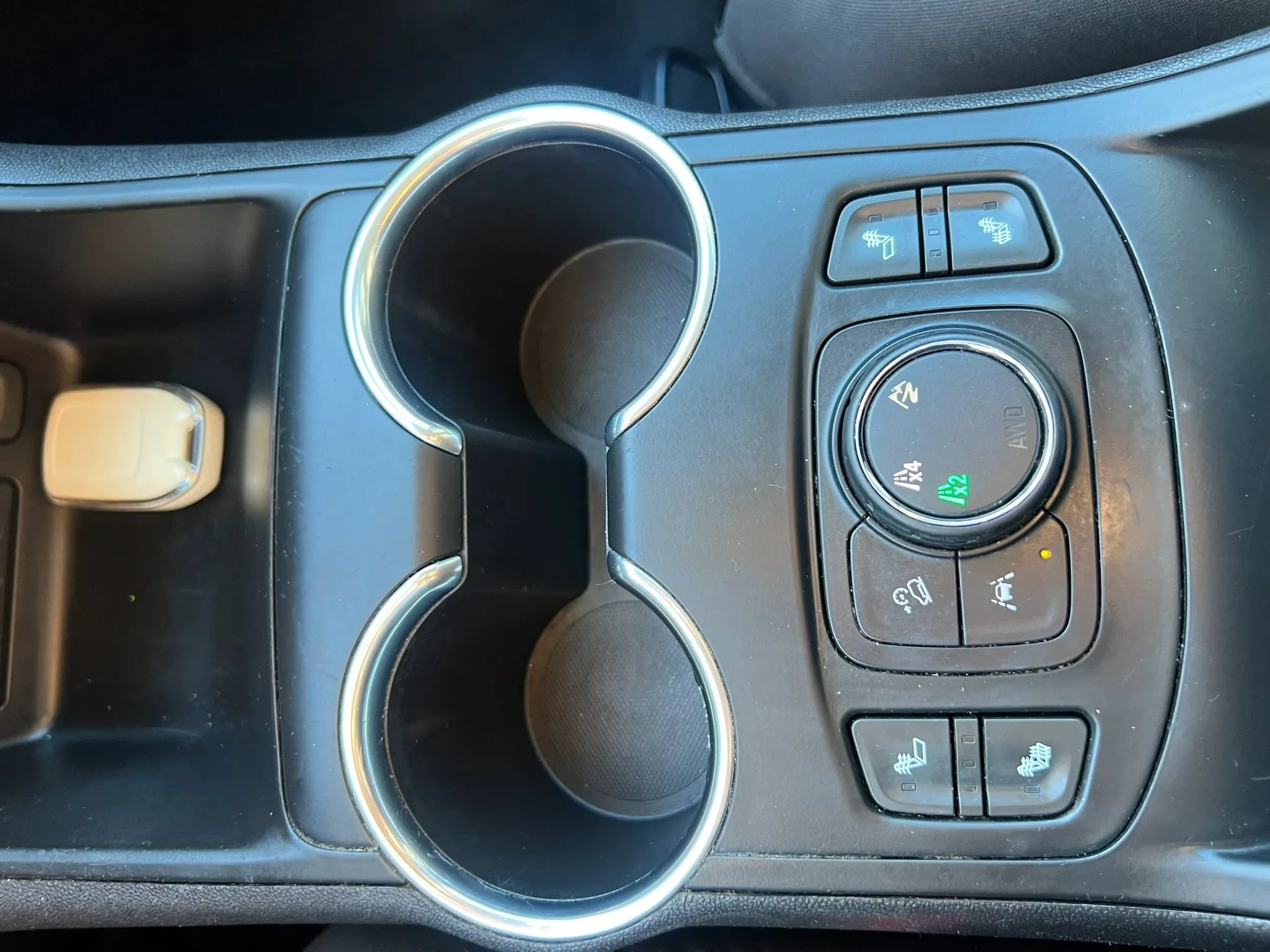 Used 2020 GMC Terrain SLT AWD/4WD image 25