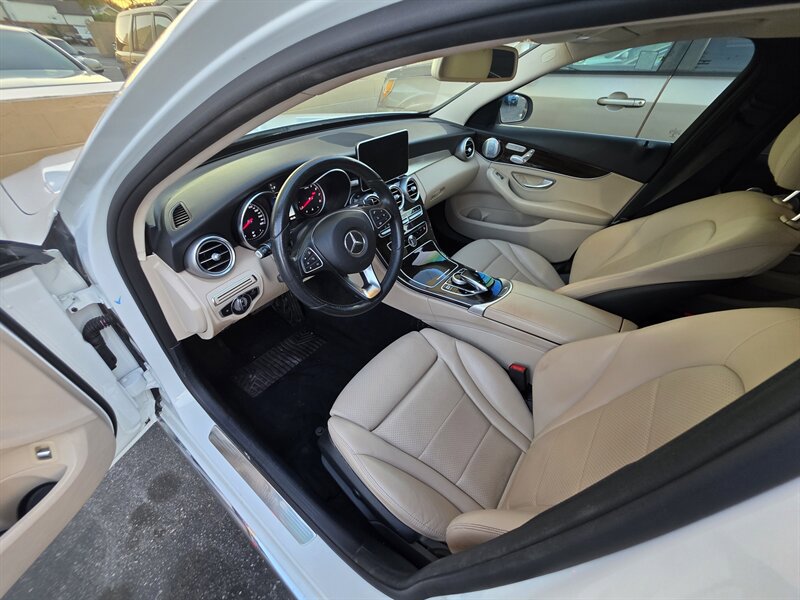 Used 2018 Mercedes-Benz C 300 Sedan w/ Multimedia Package image 12