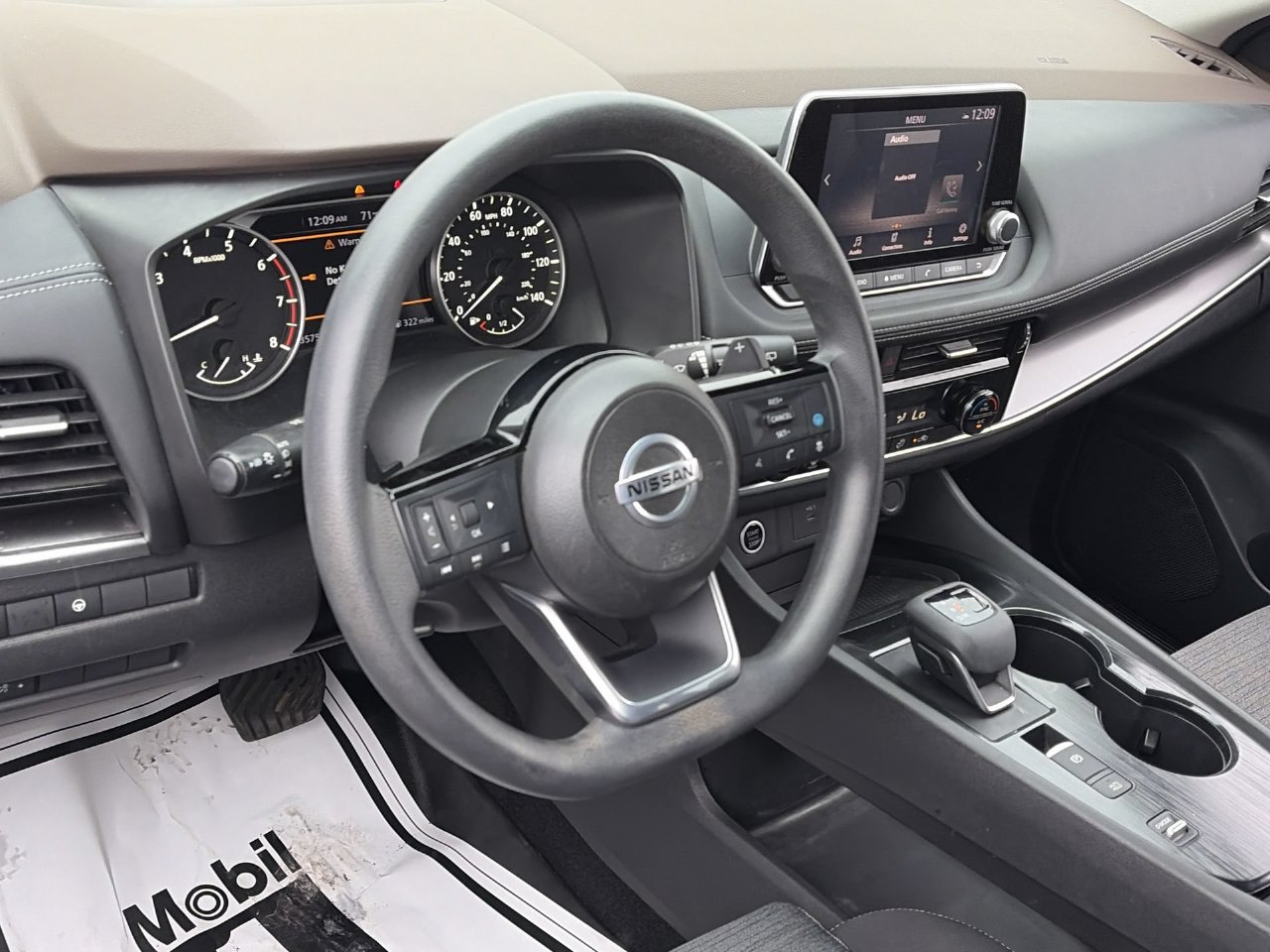 Used 2021 Nissan Rogue SV FWD image 17