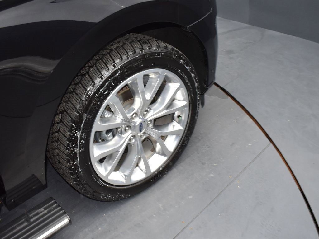 Used 2019 Ford Expedition Platinum image 15