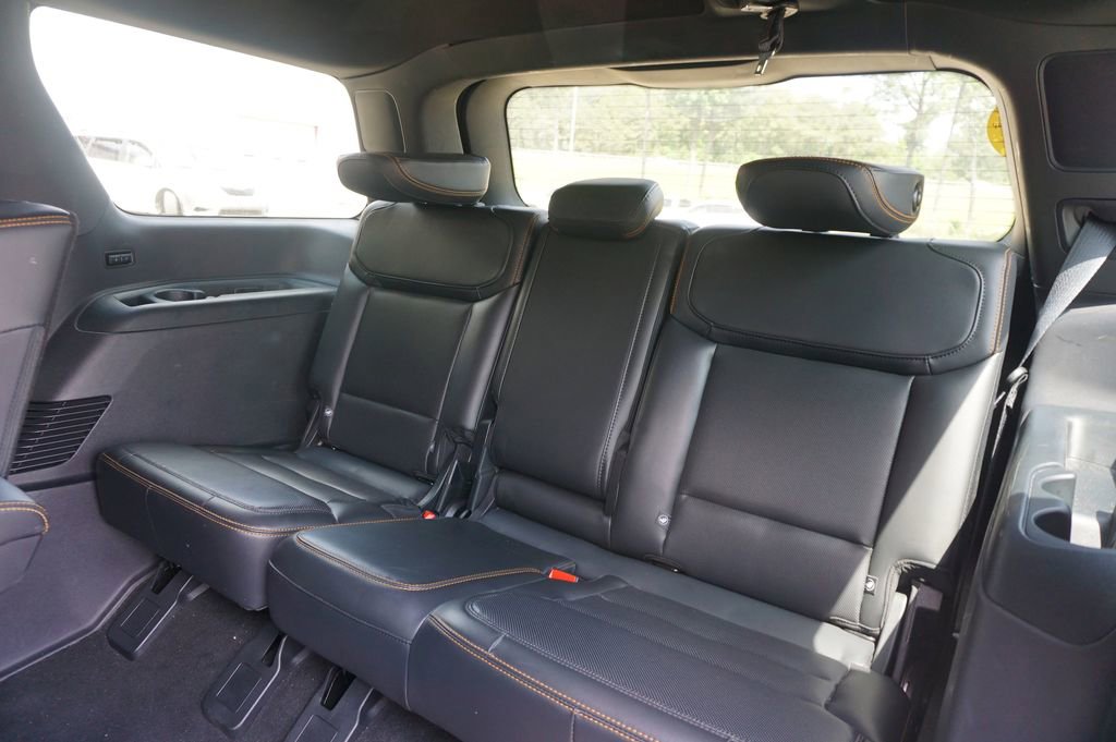 Used 2025 Ford Expedition Tremor AWD/4WD image 15