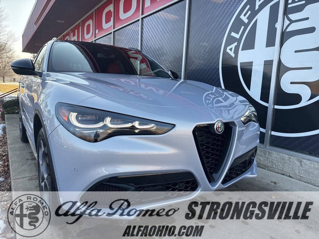 New 2026 Alfa Romeo Stelvio Sprint image 1
