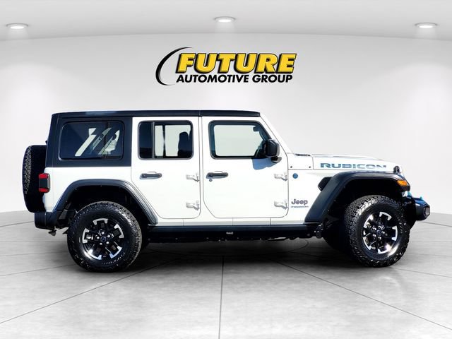 Used 2024 Jeep Wrangler Unlimited Rubicon 4xe AWD/4WD image 3