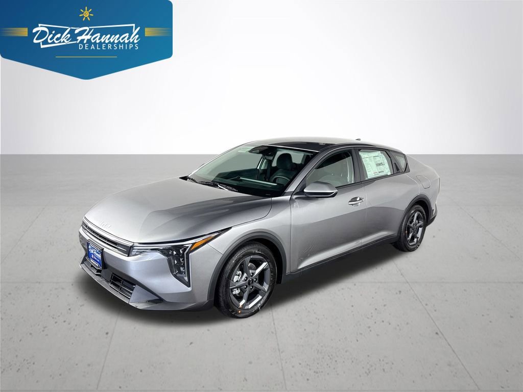 New 2025 Kia K4 LXS