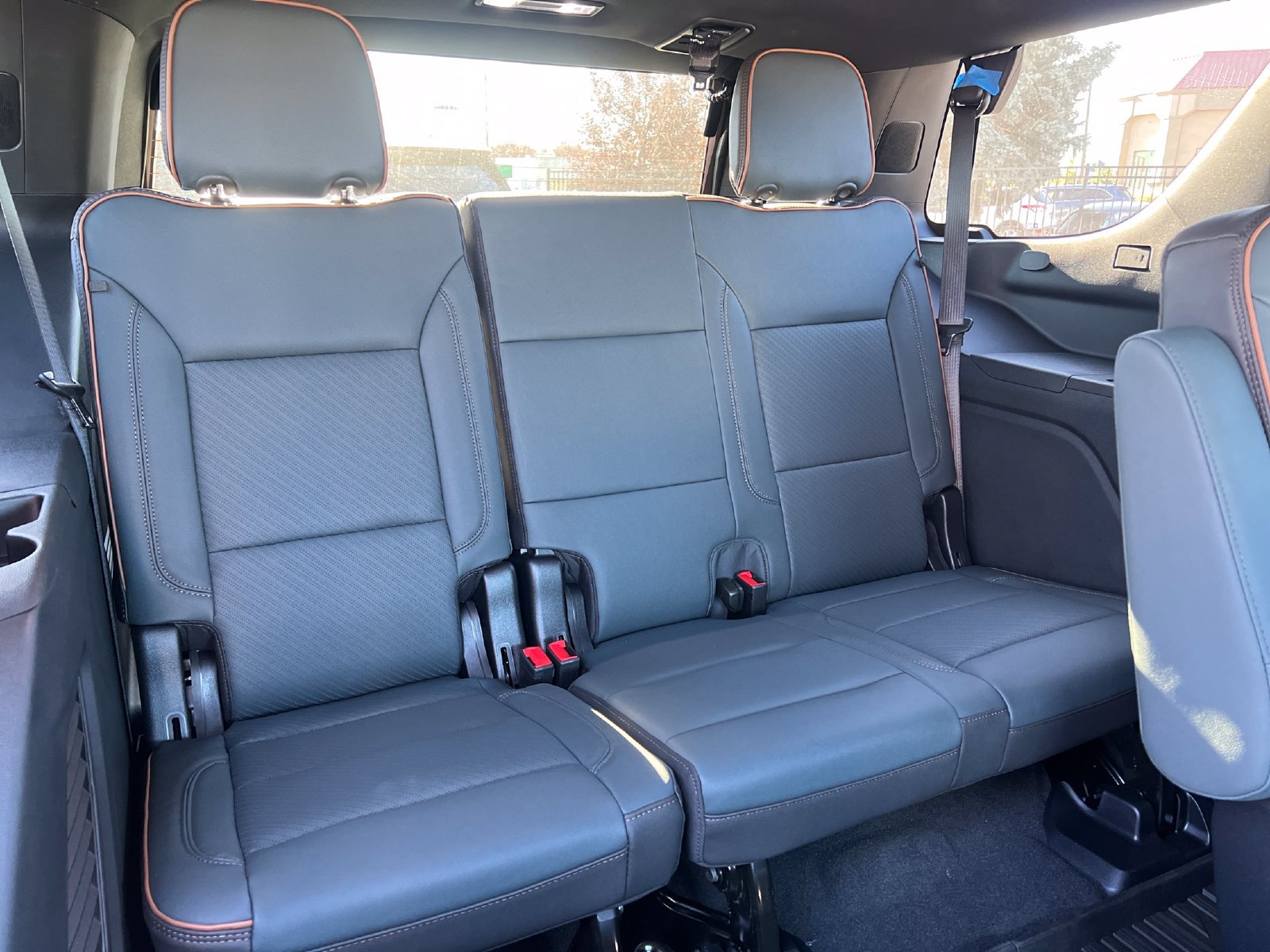 New 2026 GMC Yukon AT4 w/ AT4 Premium Plus Package AWD/4WD image 27