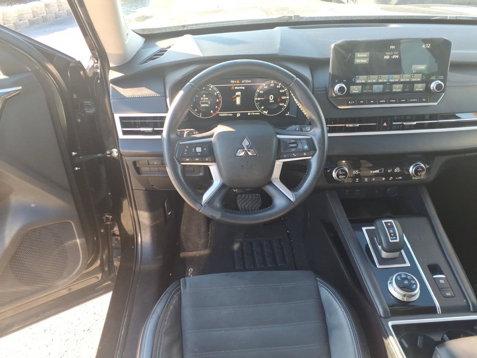 Used 2022 Mitsubishi Outlander SE FWD image 14