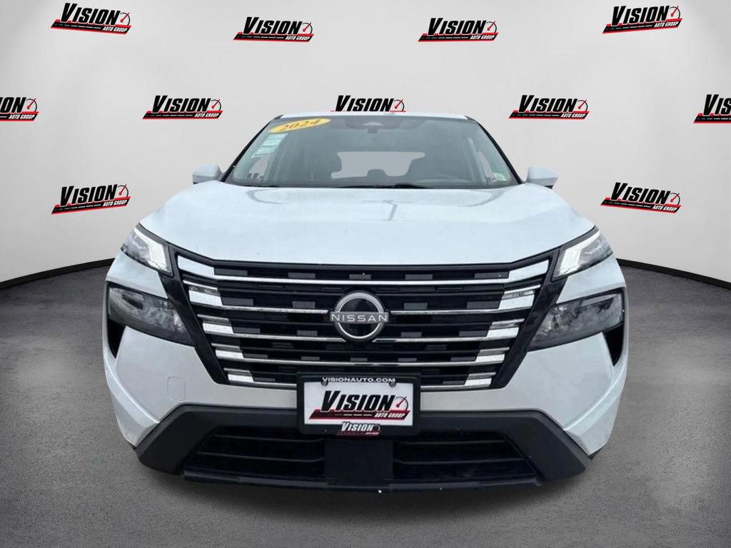 Used 2024 Nissan Rogue SV video 2