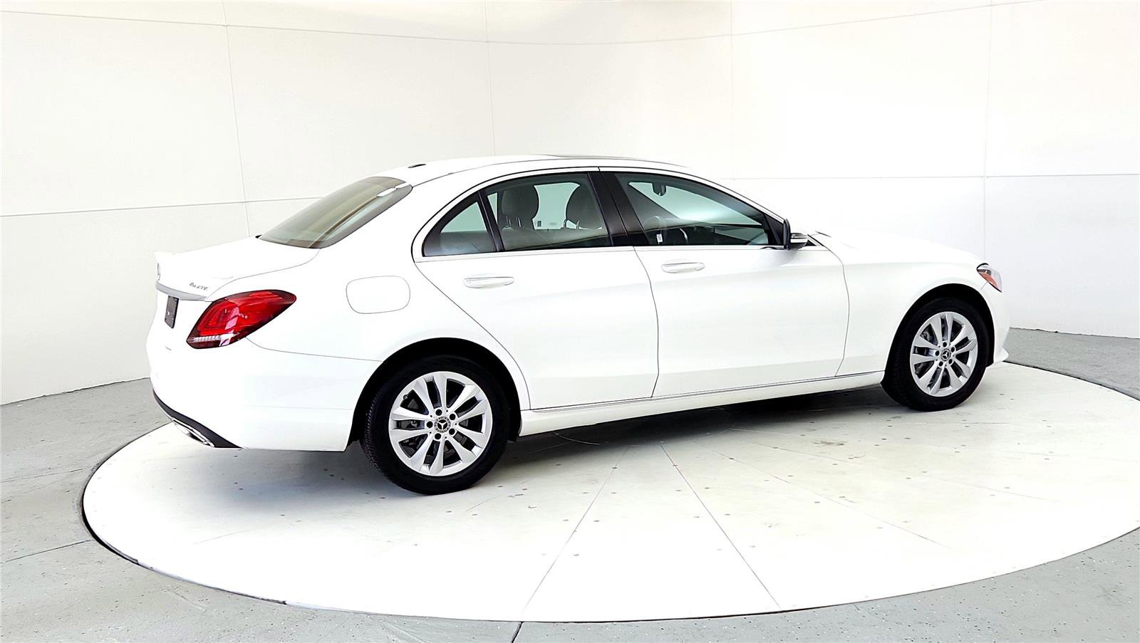 Used 2019 Mercedes-Benz C 300 4MATIC Sedan image 9