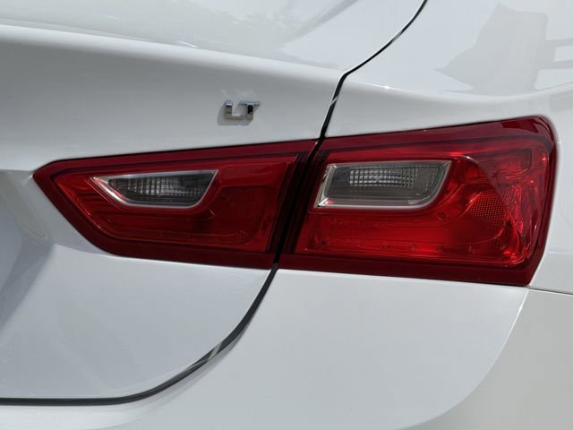 Used 2025 Chevrolet Malibu LT image 8