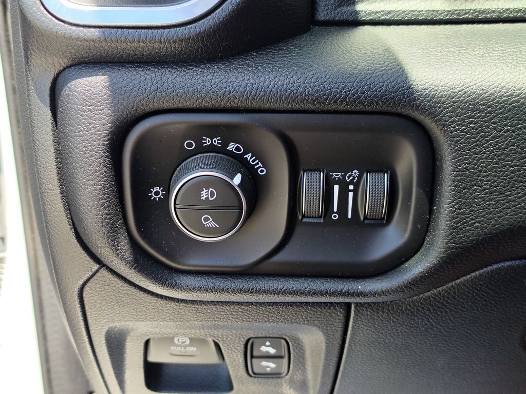 Used 2022 RAM 1500 Laramie RWD image 28
