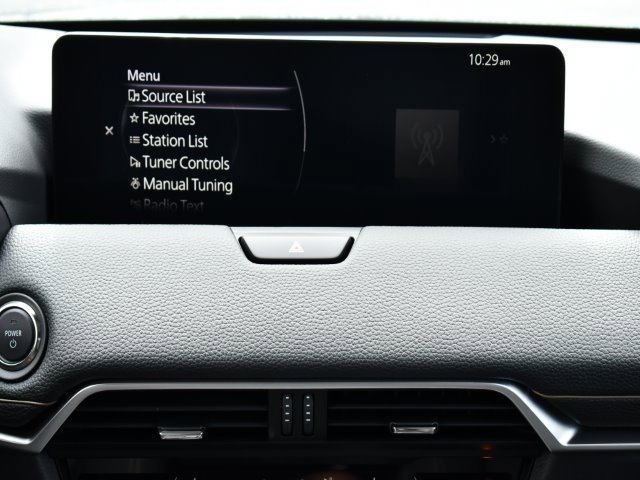 New 2025 MAZDA CX-70 Plug-In Hybrid w/ Premium Pkg image 27