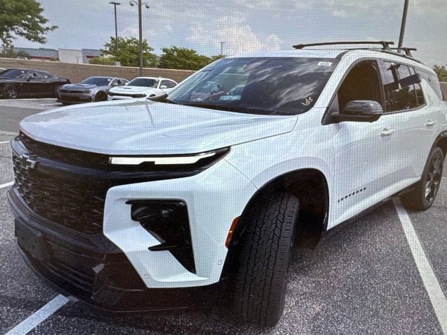 Used 2025 Chevrolet Traverse RS AWD/4WD image 22