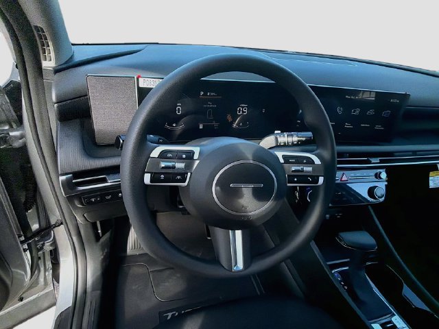 New 2026 Hyundai Tucson SEL Plus FWD image 11