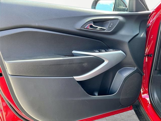 New 2026 Chevrolet Trax RS w/ Driver Confidence Package FWD image 25