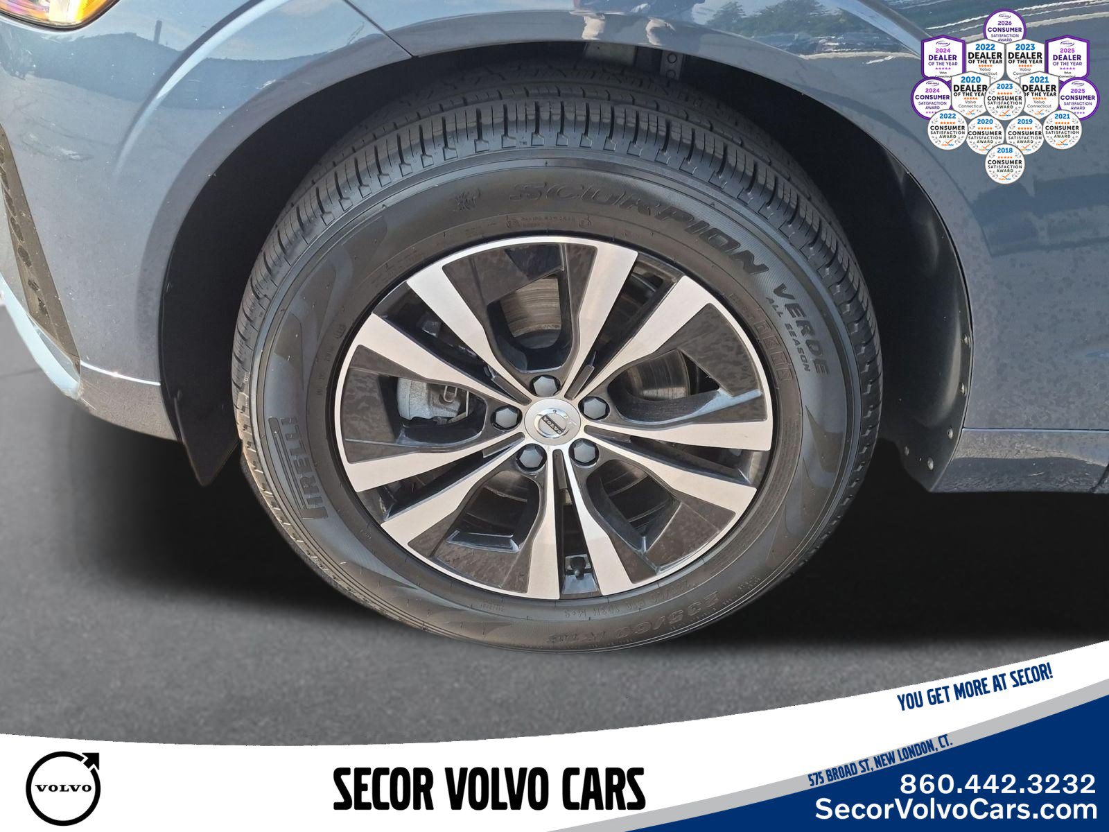 Used 2024 Volvo XC60 B5 Core w/ Climate Package AWD/4WD image 26