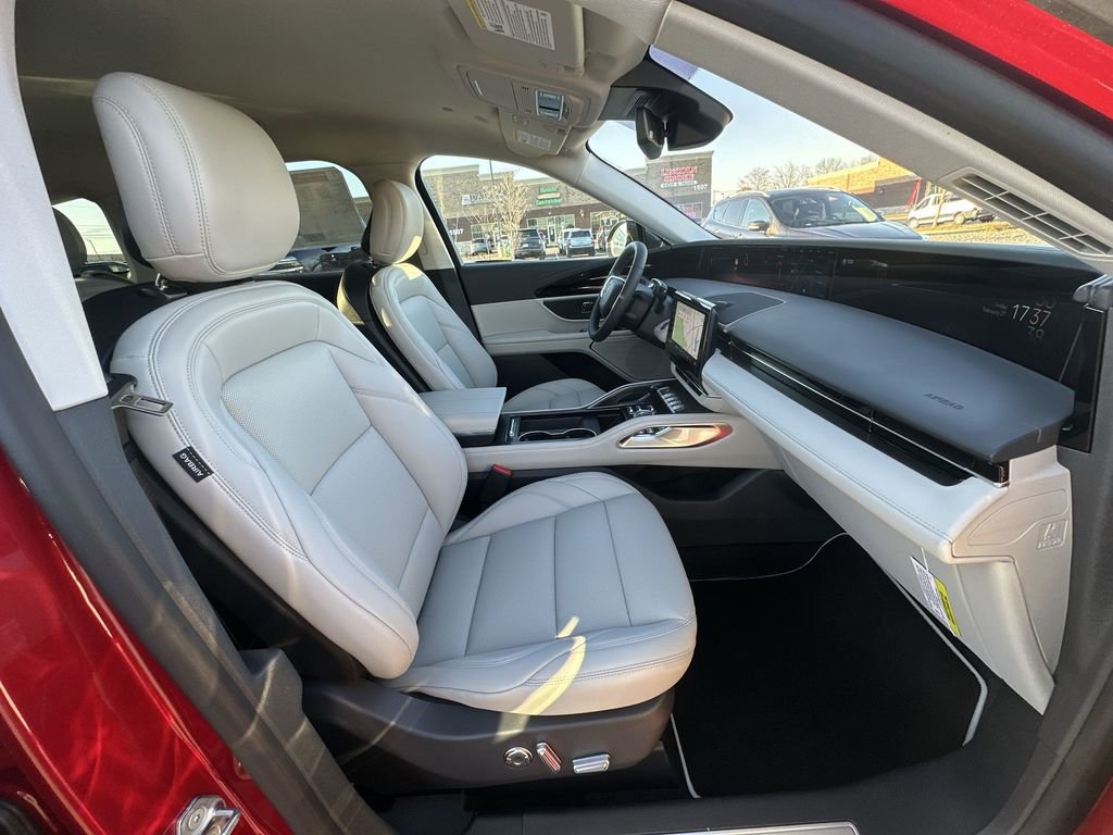 New 2026 Lincoln Nautilus Premier image 24