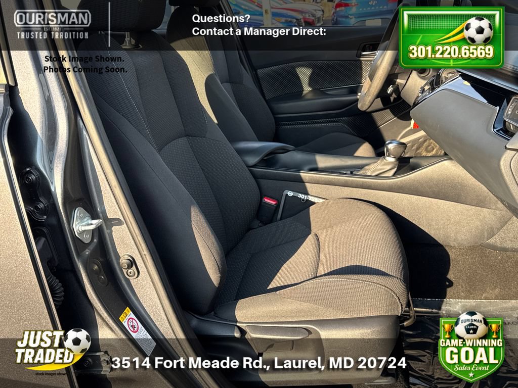 Used 2019 Toyota C-HR LE FWD image 20
