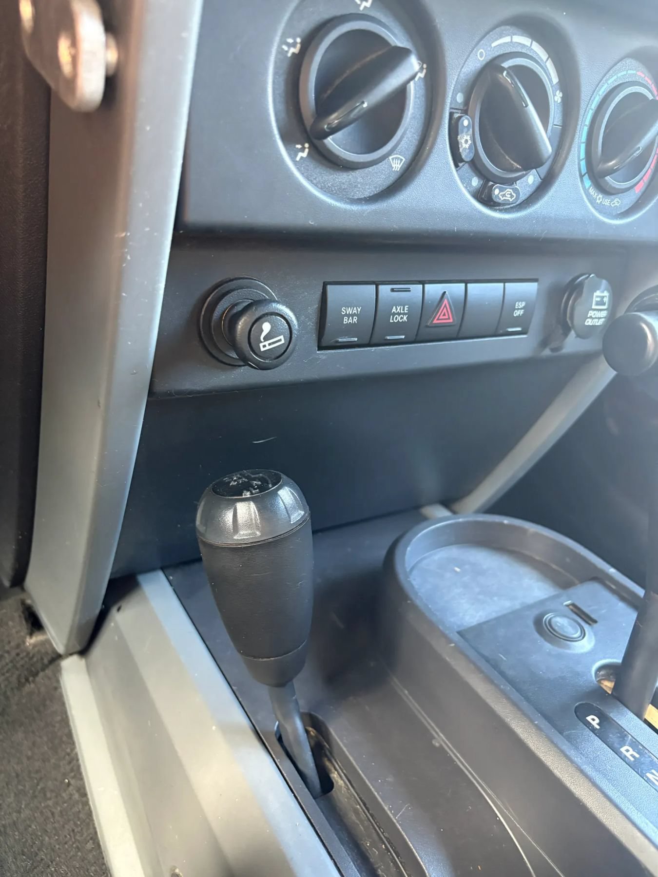 Used 2008 Jeep Wrangler Unlimited Rubicon w/ PWR Convenience Group AWD/4WD image 13