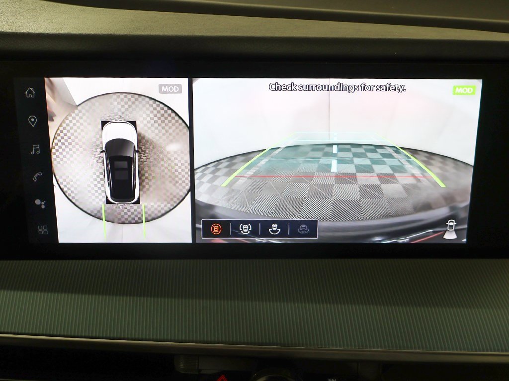 Used 2025 Nissan Murano SL image 46