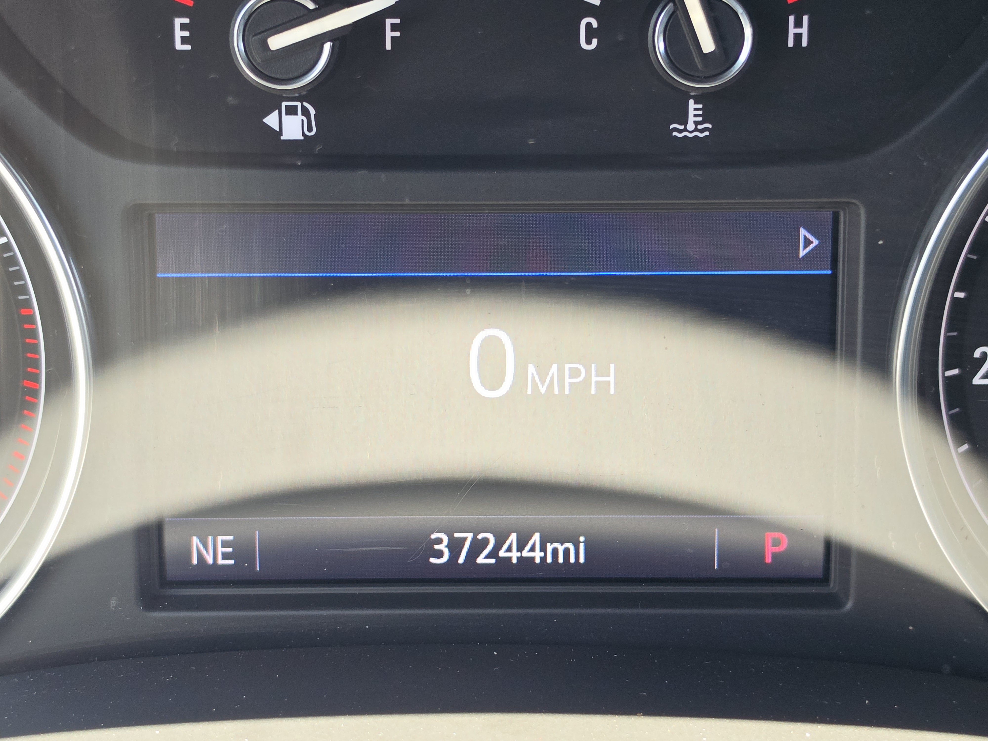 Used 2021 Buick Enclave Essence AWD/4WD image 23