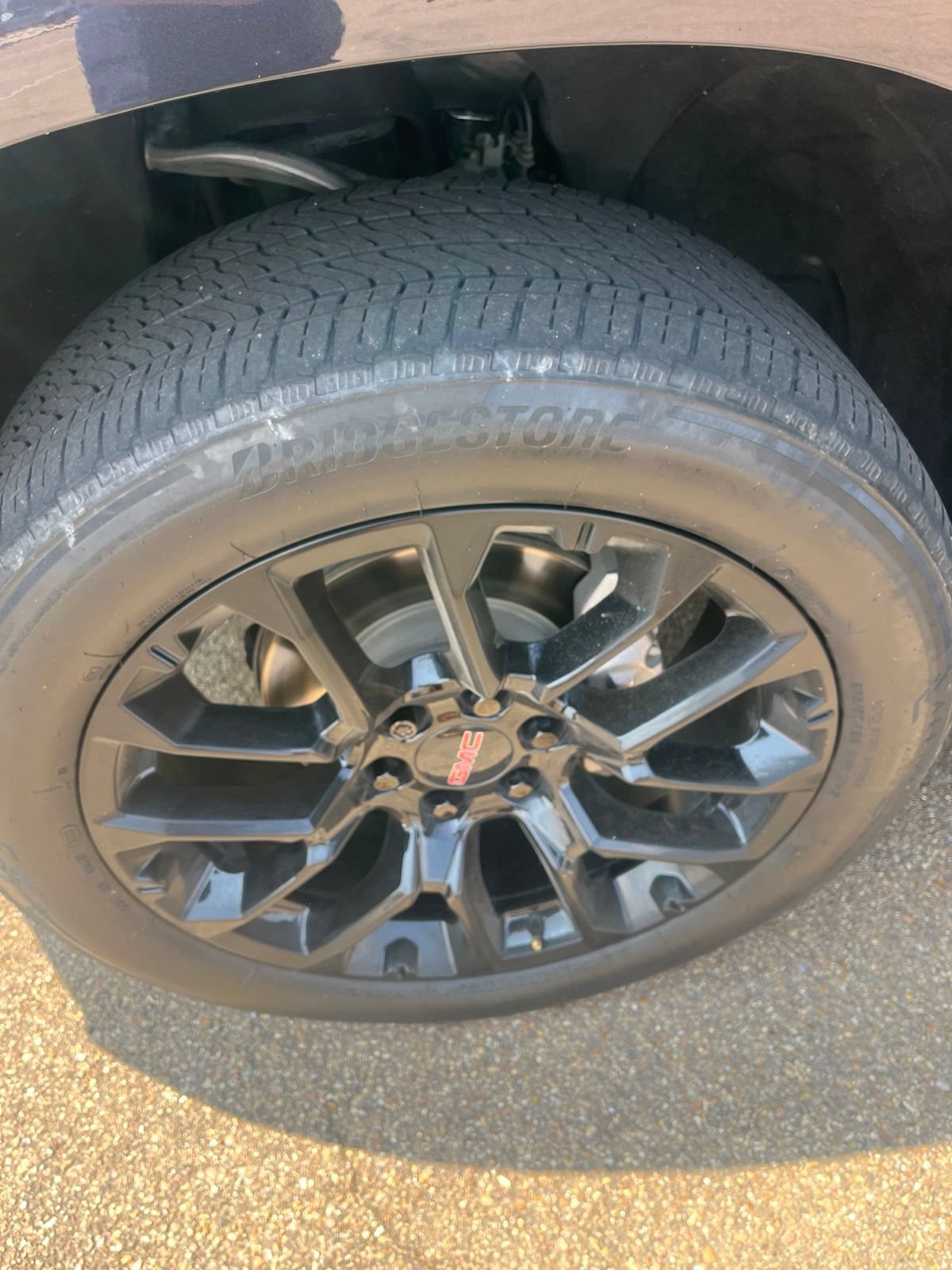 Used 2023 GMC Yukon SLT w/ SLT Premium Package RWD image 17