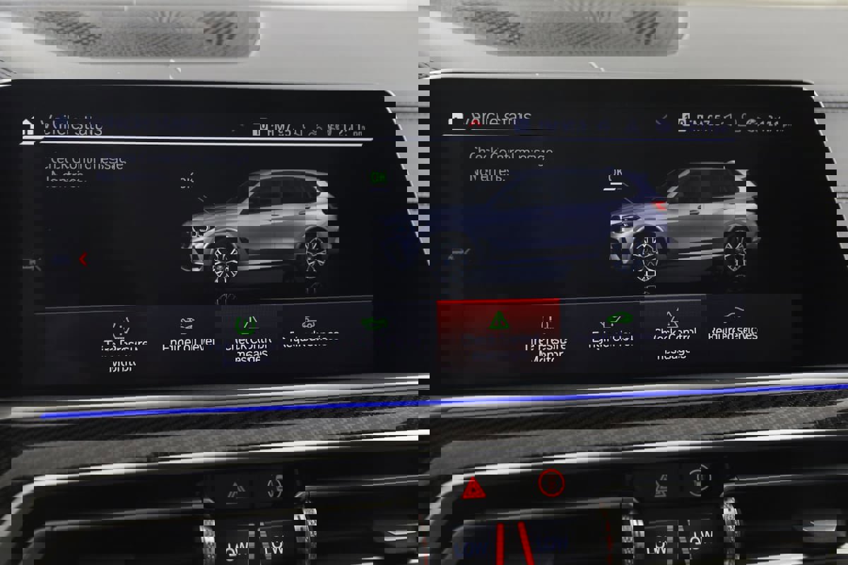 Used 2021 BMW X5 M w/ Competition Package image 45