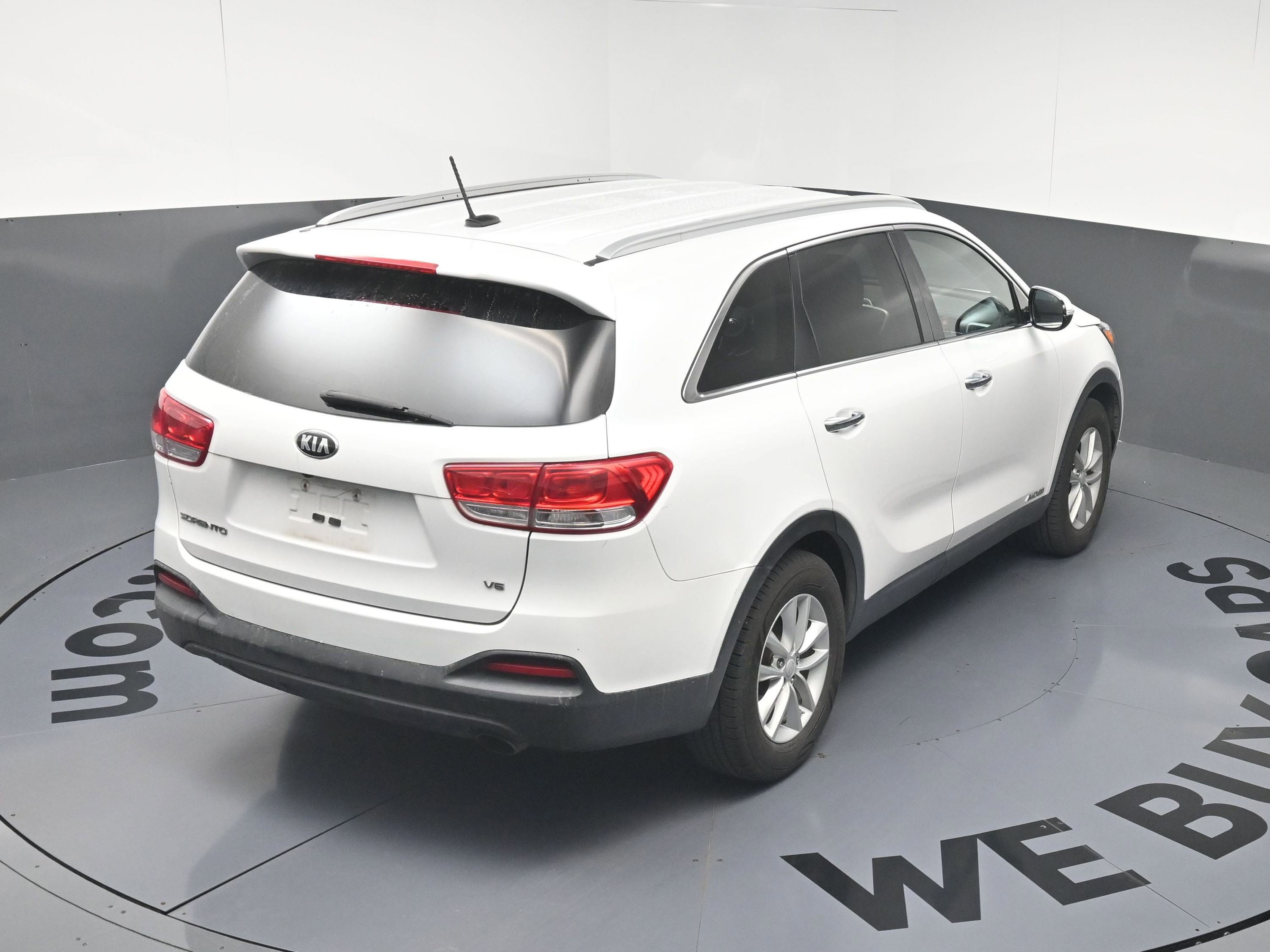 Used 2016 Kia Sorento LX AWD/4WD image 25