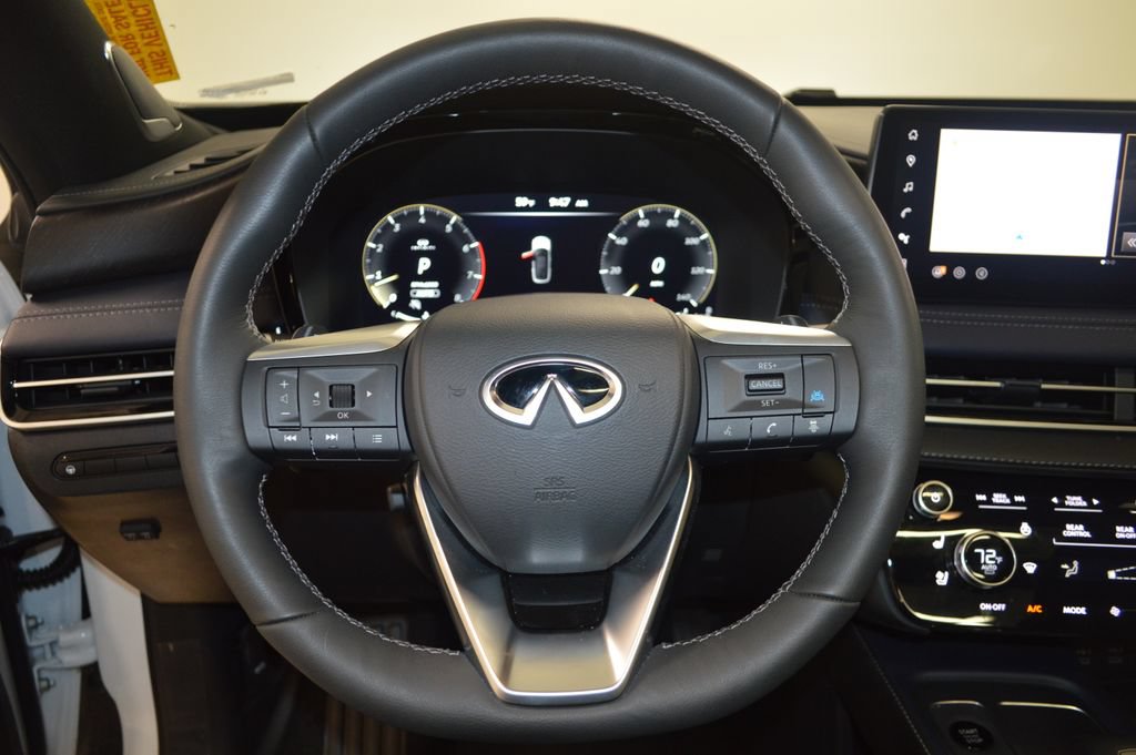 Certified 2026 INFINITI QX60 Sport w/ Dark Cargo Package AWD/4WD image 17