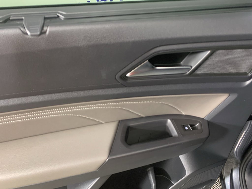 Used 2022 Volkswagen Atlas SE image 32