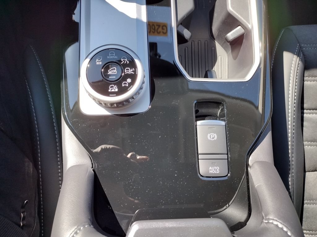 New 2026 Mitsubishi Outlander SE AWD/4WD image 25
