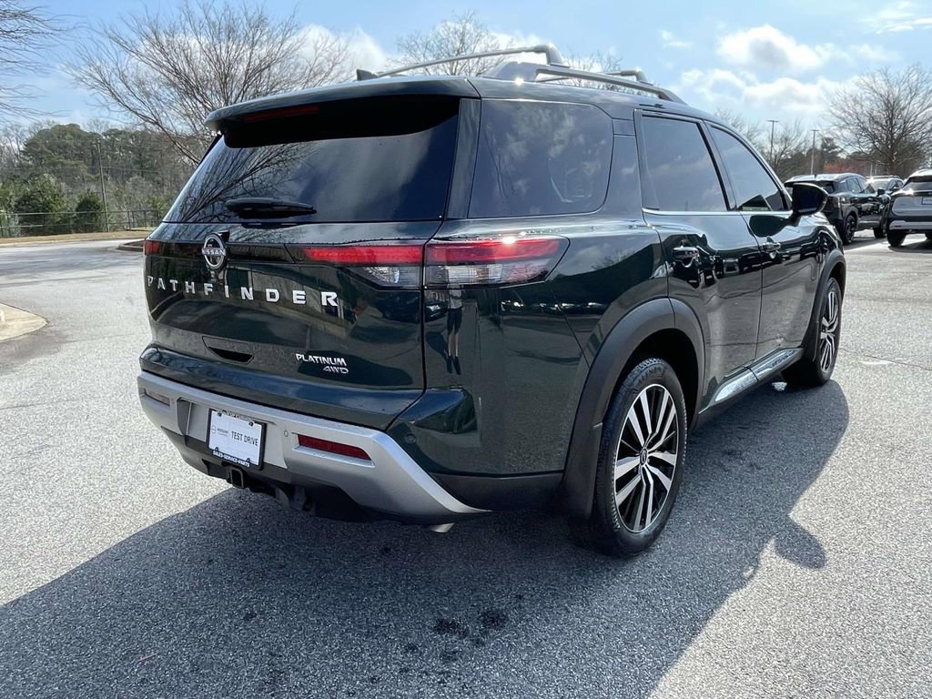 Used 2024 Nissan Pathfinder Platinum AWD/4WD image 5
